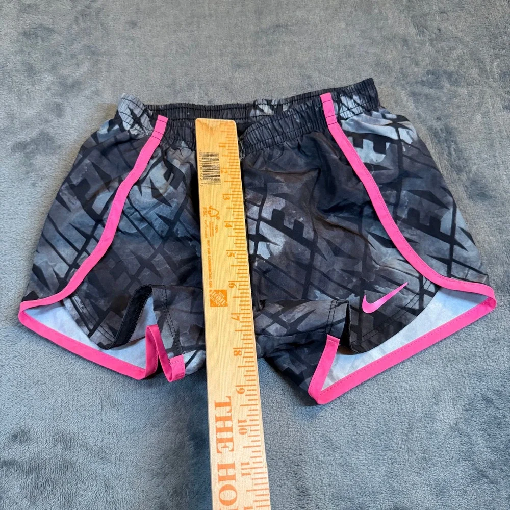Nike‎ Dri Fit Shorts Girls Medium 5-6 Years Black Gray Pink Geometric Athletic